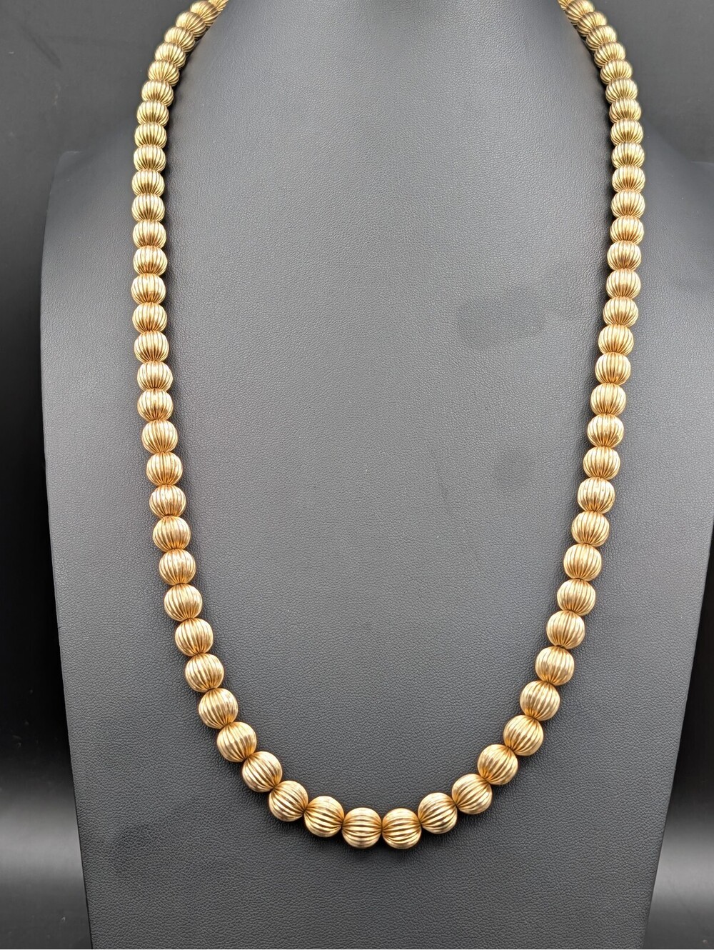 Vintage Gold Tone Fluted Bead Ribbed Melon Ball Strand 30 In Statement Necklace